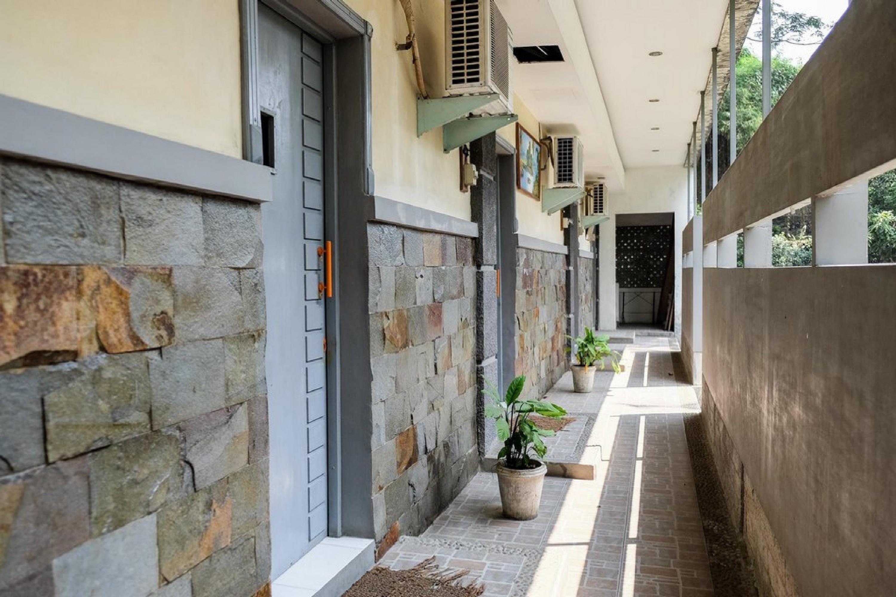 Reddoorz Plus Near Jalan Baru בוגור מראה חיצוני תמונה